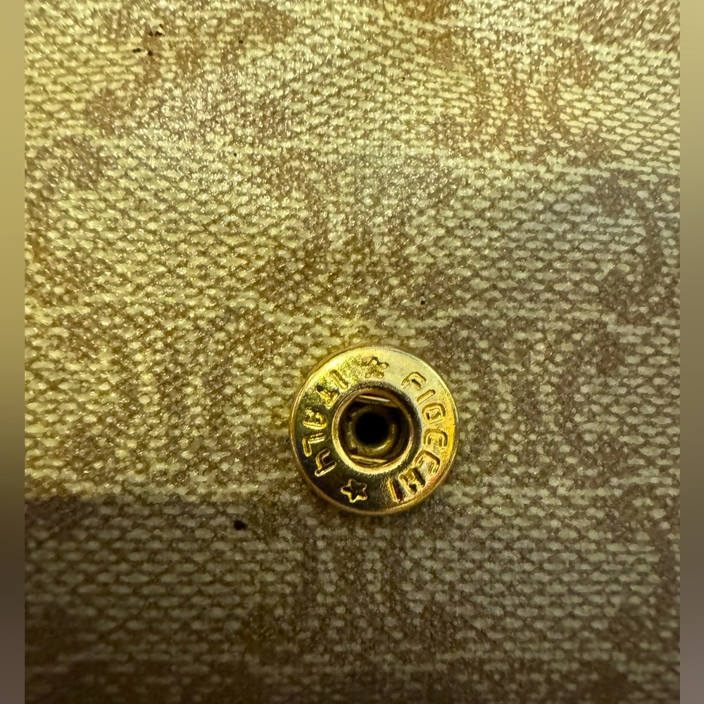 Celine Macadam Coin Purse Made in Italy Rare Gold Snap Authentic Vintage - Picture 6 of 8